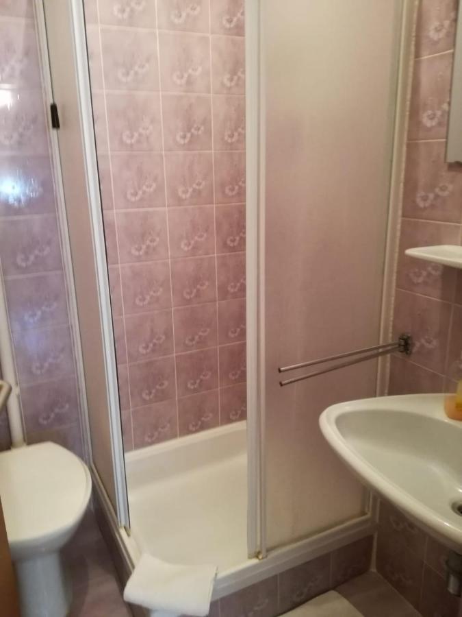 Apartmani Krunić Barbat na Rabu Bagian luar foto