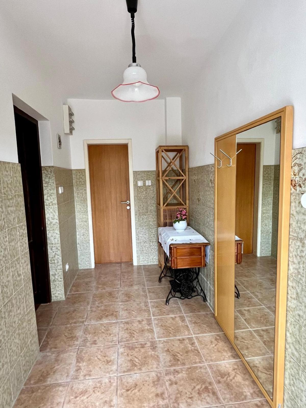 Apartmani Krunić Barbat na Rabu Bagian luar foto